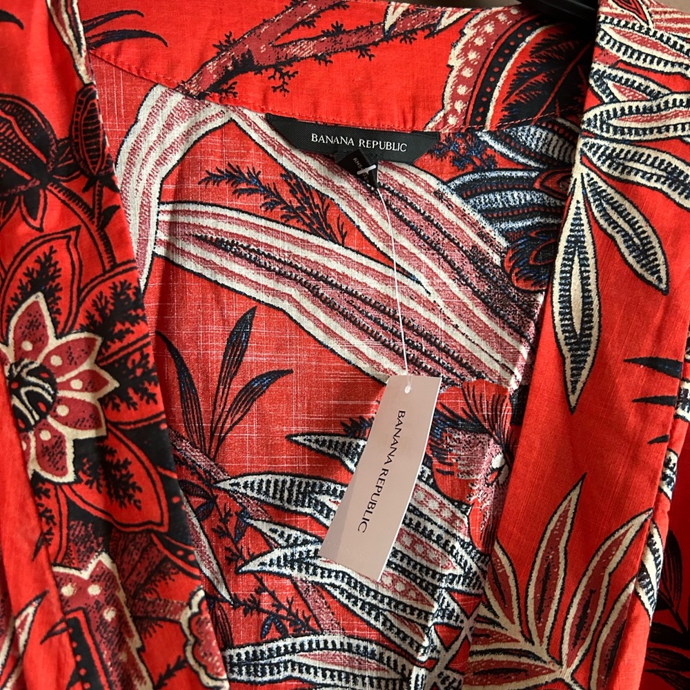 Banana Republic Wrap Top - Picture 2 of 4